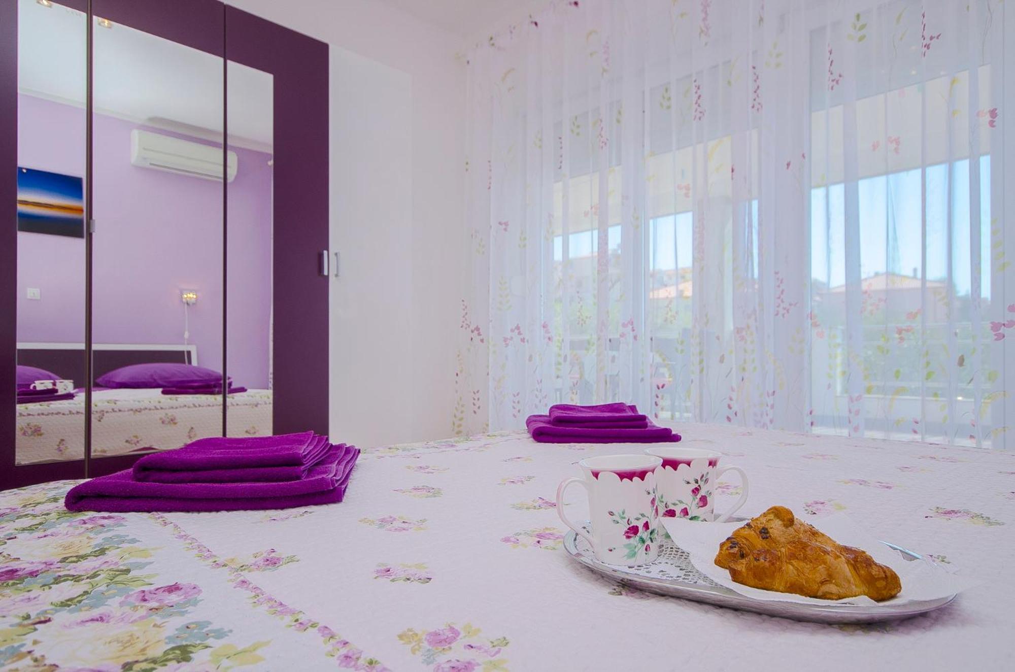 Apartments Maslina Trogir Buitenkant foto