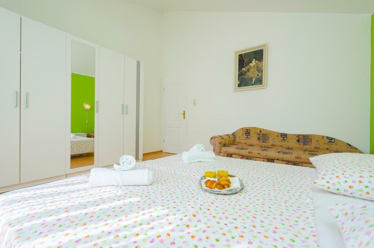Apartments Maslina Trogir Buitenkant foto